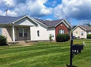 221 Deerfield Ct, Shepherdsville, KY 40165