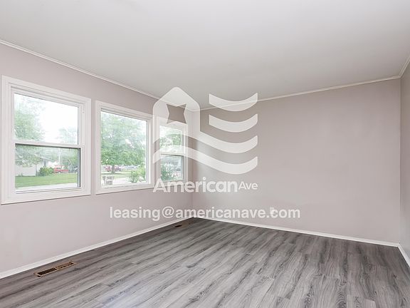 5-Living Room