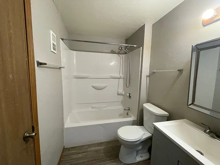 2717 Humboldt Rd — Photo 21