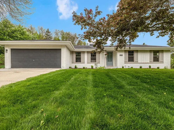 2451 Pendleton PLACE, Waukesha, WI 53188