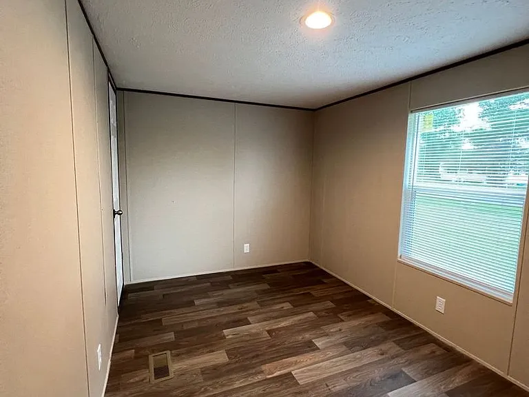 5012 Bullock Ct — Photo 19