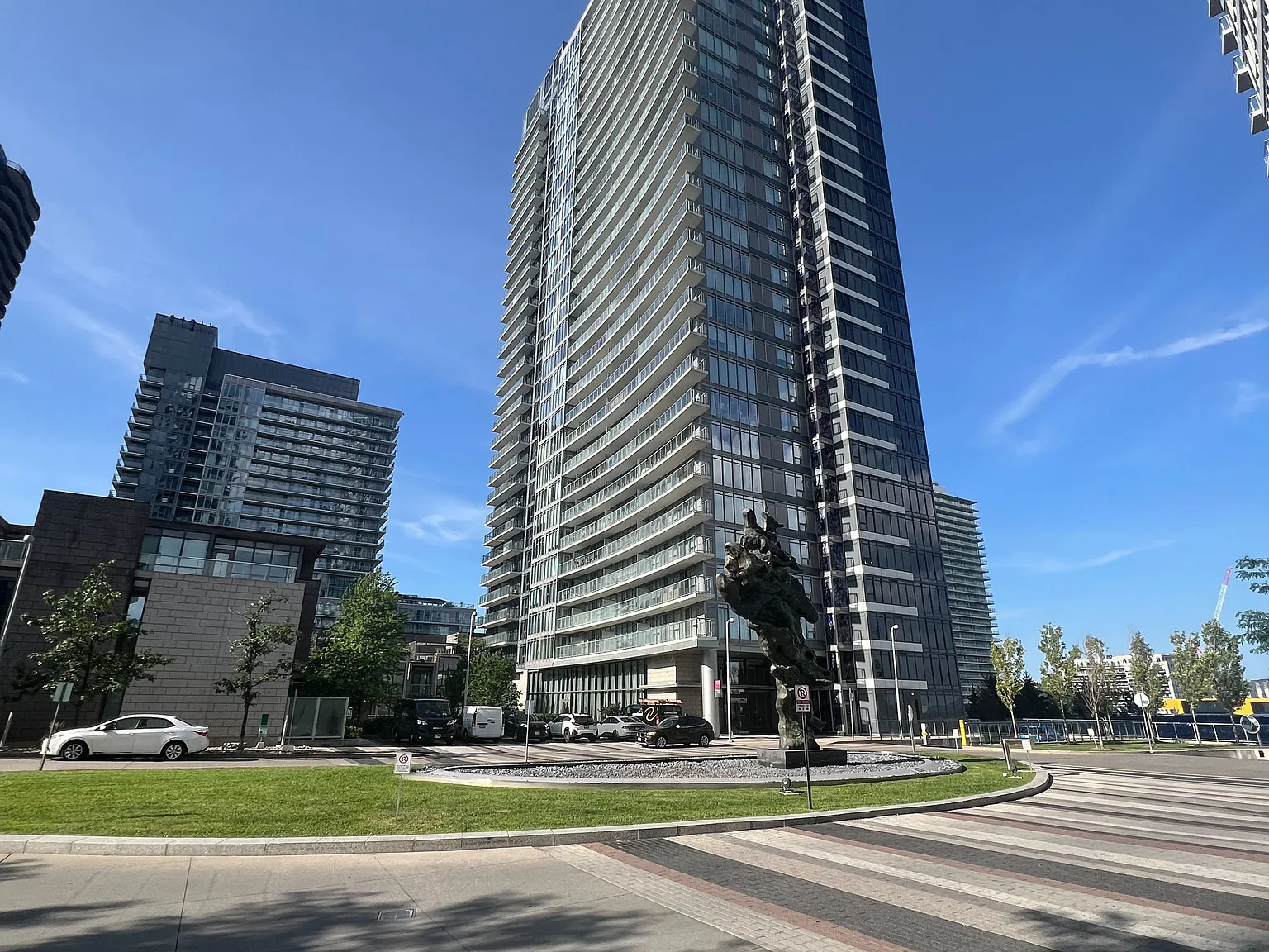 2 bed, $2,250 — Photo 1
