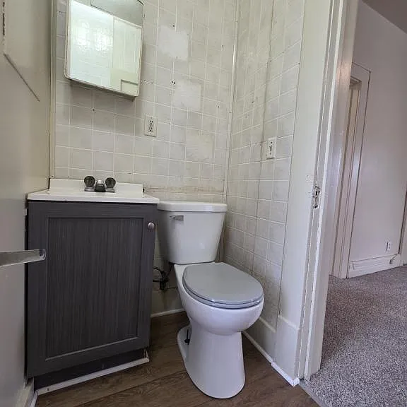 125 W Markland Ave #1 — Photo 5