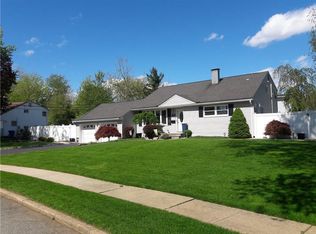 1417 Seneca Rd, North Brunswick, NJ 08902