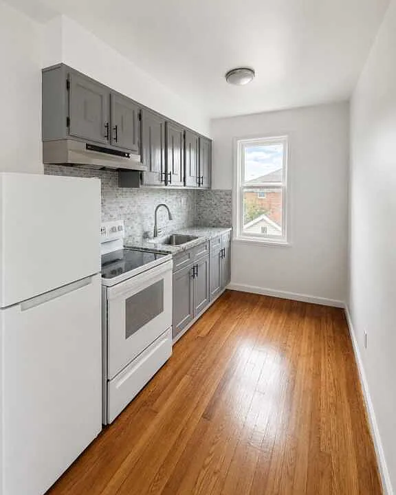 826 Wilcox Ave #2