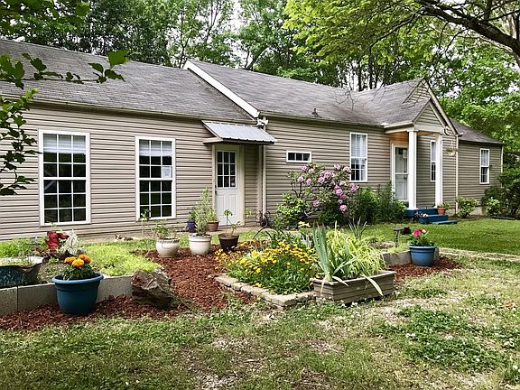 2nd image of 1203 Ainlay Dr