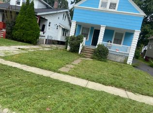 11211 Parkview Ave #1, Cleveland, OH 44104