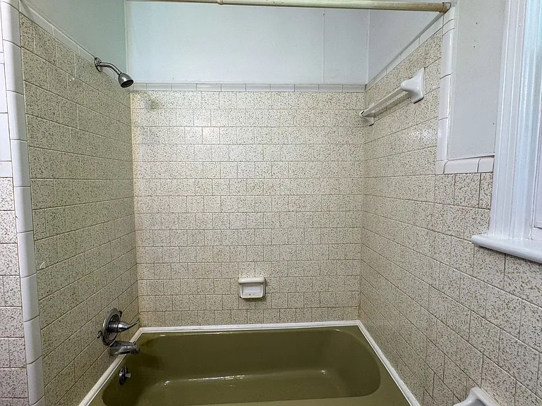 246 Phillips Dr — Photo 14