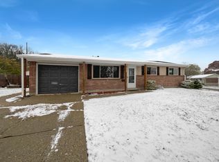 6 Twinbrook Dr, Hamilton, OH 45013