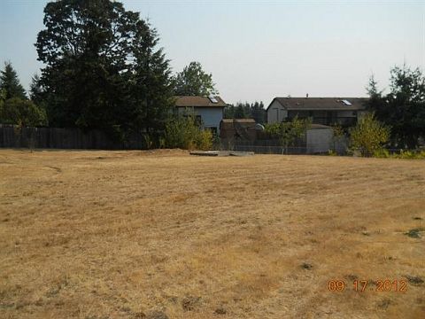 3rd image of 9318 Deerbrush Ct SE