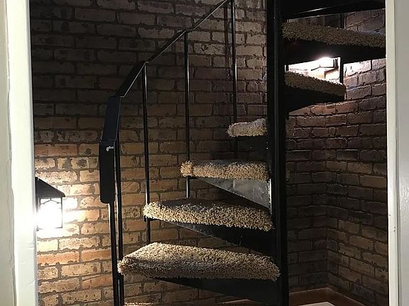 3rd image of 720 N Grant St #1