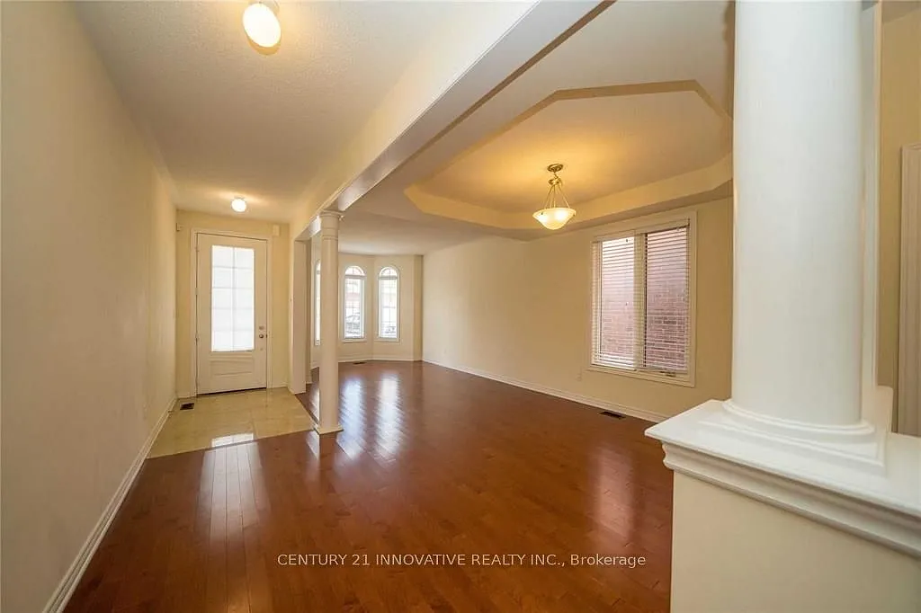 4 bed, $3,900 — Photo 4