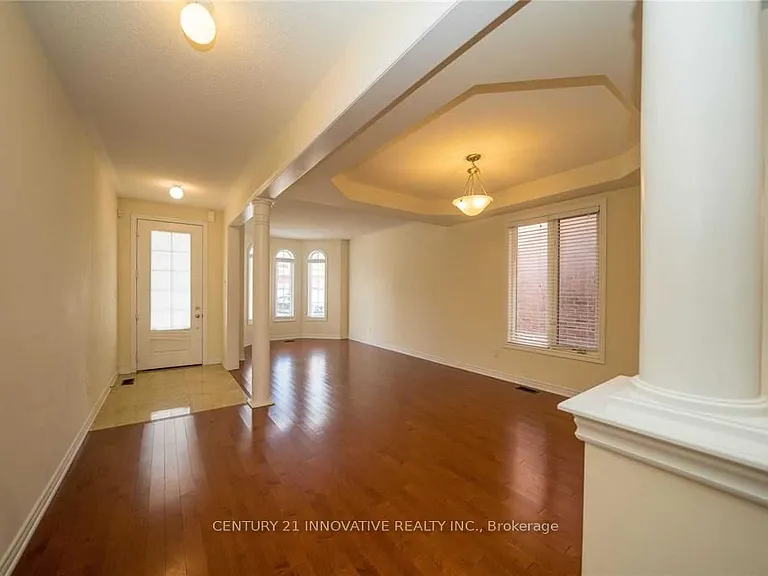 59 William Bartlett Dr — Photo 4
