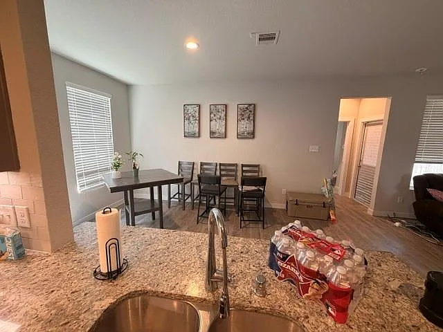 2719 Oakleaf Ash Ln — Photo 9