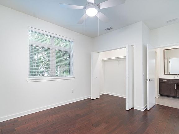 4th image of 6700 Menchaca Rd #20