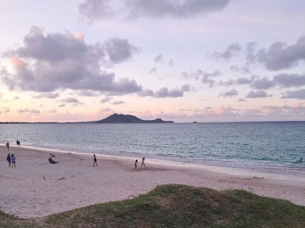 140A N Kalaheo Ave #A, Kailua, HI 96734