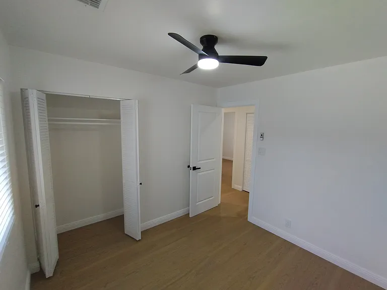 3412 Flamingo Dr — Photo 3