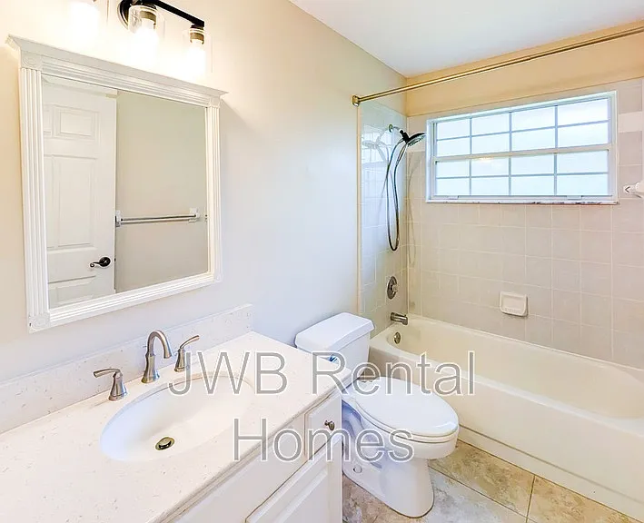 1672 Blue Heron Ln — Photo 12