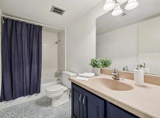 1401 Forest Edge Dr APT 22, Arlington, TX 76013