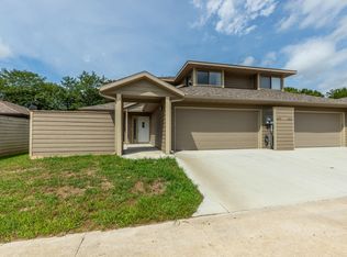 6217 S Hummingbird Ln, Columbia, MO 65201