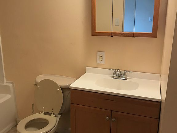 5th image of 419 Fontelieu Dr
