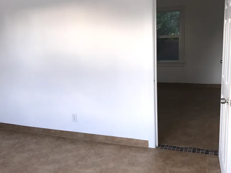 413 E Michigan St #2 — Photo 5