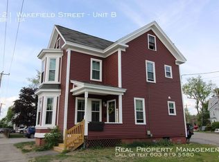 121 Wakefield St #B, Rochester, NH 03867