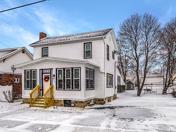 2nd image of 323 Wopsononock Ave