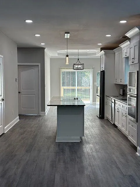 1 bed, 1.0 bath, 3000 sqft, $800 — Photo 4