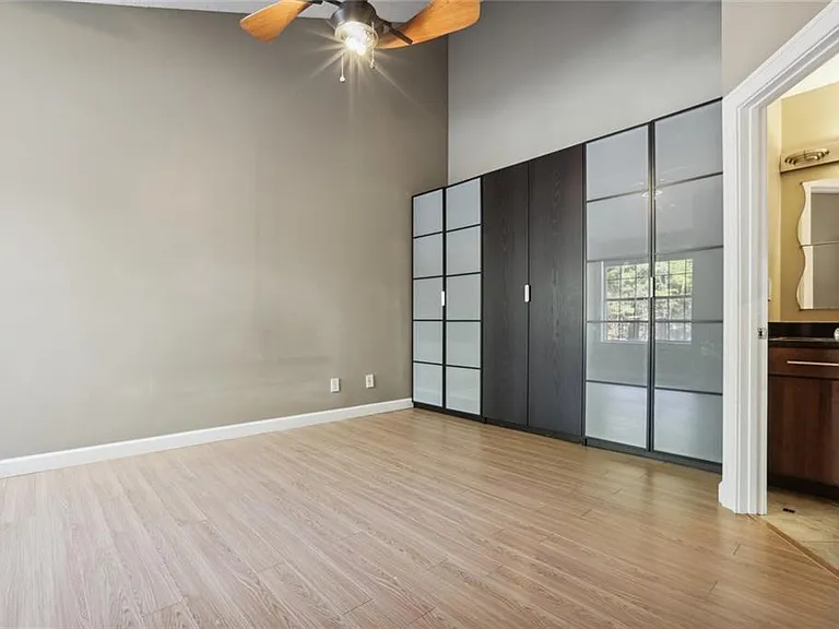 1007 Sandy Lane Dr — Photo 17