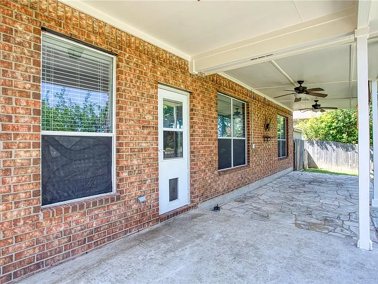 1107 Middle Brook Dr — Photo 36