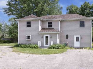 9818 Silver Creek Rd, Rockford, IL 61102