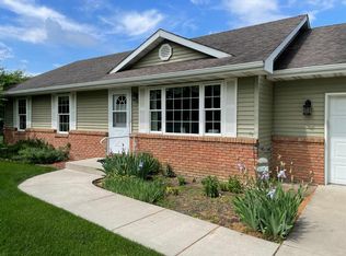 718 Cambrian Ct, Hebron, IN 46341