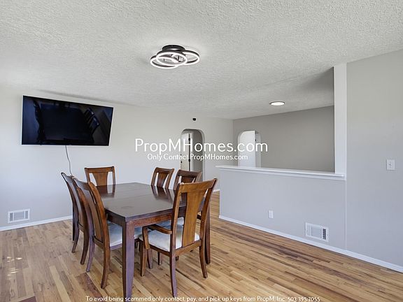 5th image of 2901 SE 122nd Ave