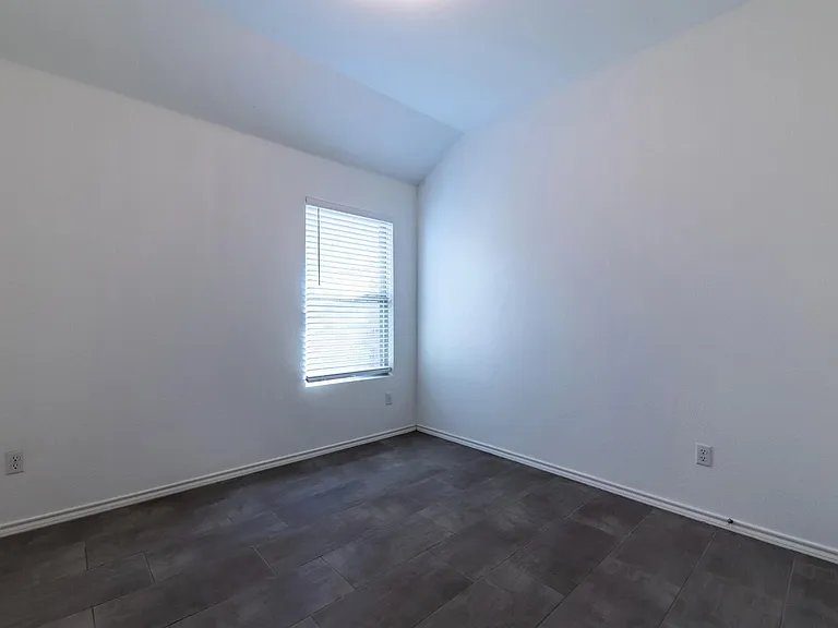 801 S San Marcos St — Photo 12