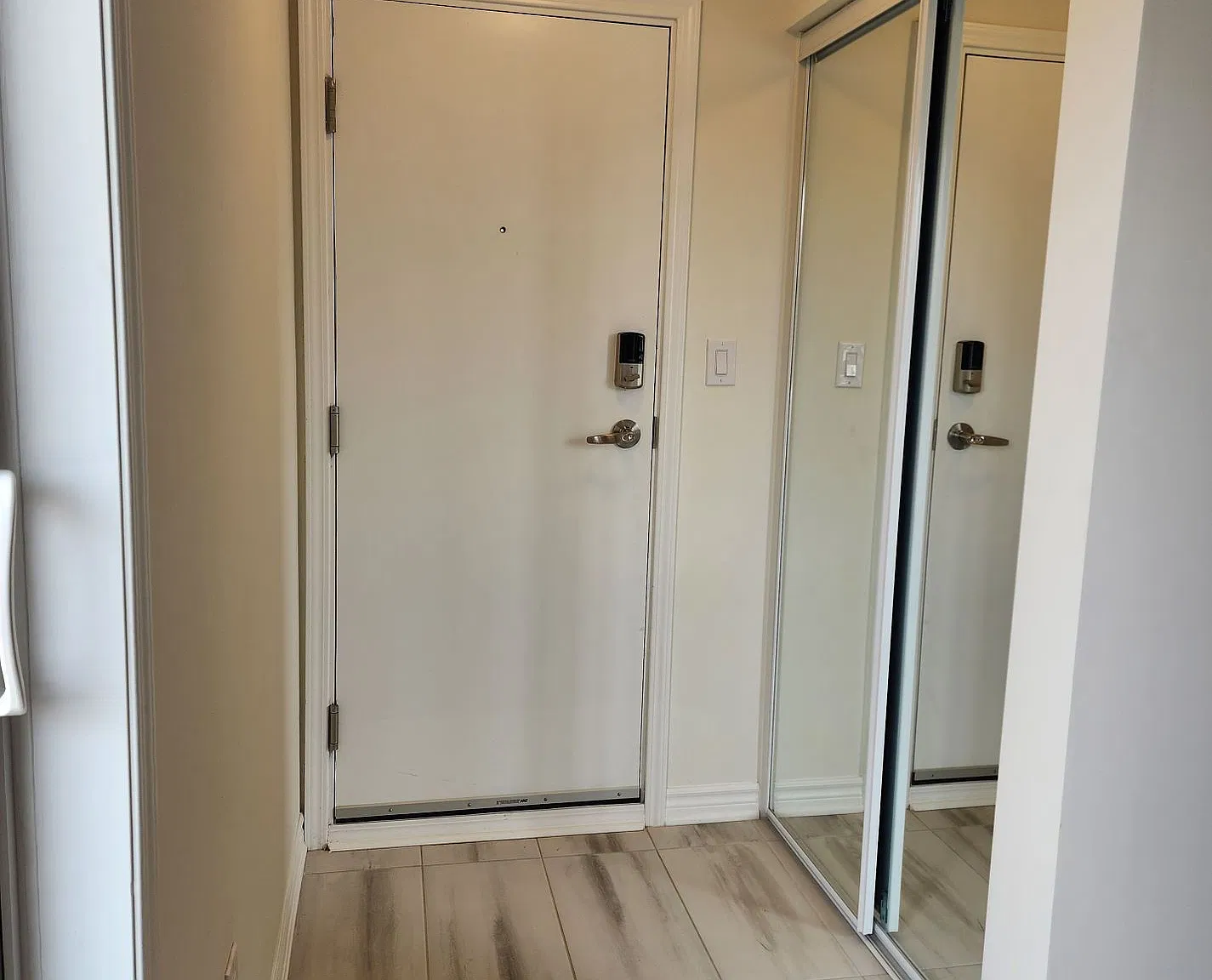 2 bed, $2,450 — Photo 3