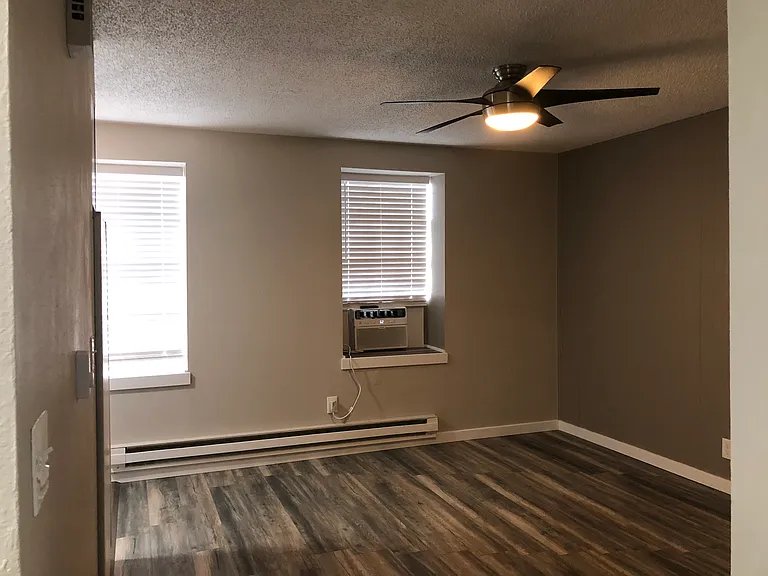426 Main St #2 — Photo 3