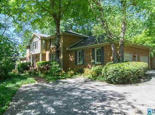 2777 Smyer Cir, Vestavia Hills, AL 35216