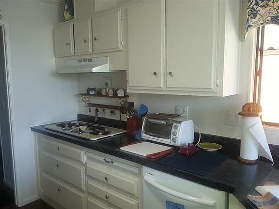 5th image of 200 S Emerald Dr Space 25