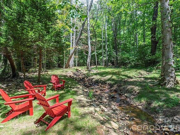 3rd image of 290 Patton Hill Rd