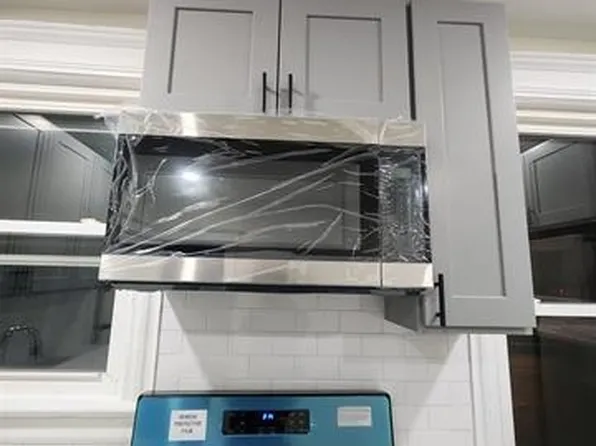 65 Halstead Street image 5 of 15