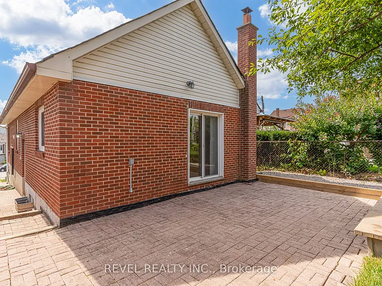 24 Kenora Cres #MAIN — Photo 14