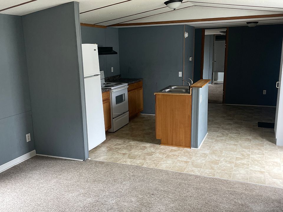 2nd image of 140 Bills Cir