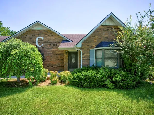 657 Tennessee Dr, Livingston, TN 38570