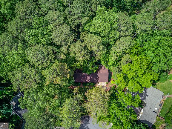 2nd image of 597 Beth Ct SW