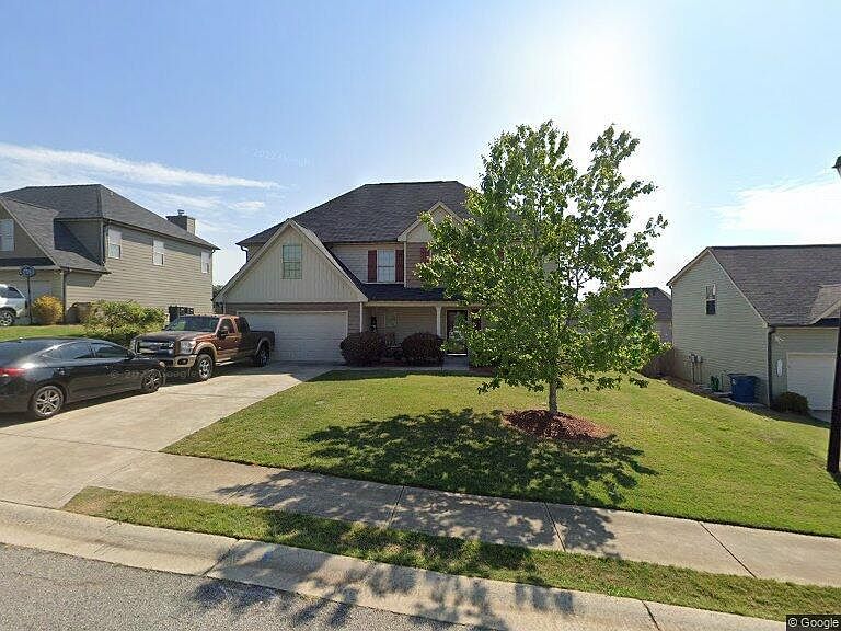 2nd image of 505 High Point Dr