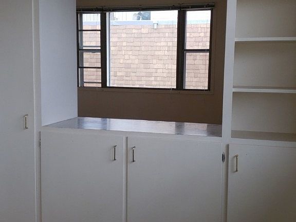 2nd image of 4413 51st Ave #303
