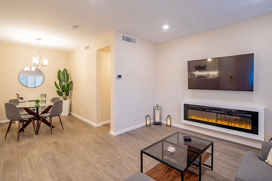 251 S Green Valley Pkwy — Photo 1