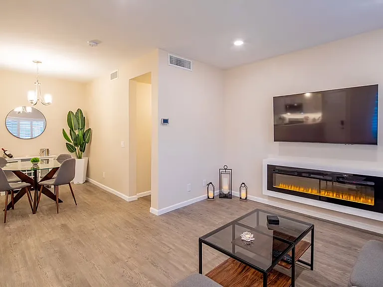 251 S Green Valley Pkwy #2721 — Photo 1