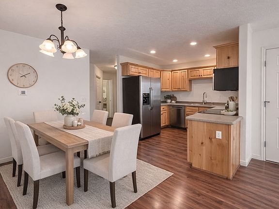 5th image of 2515-450 S Point #8